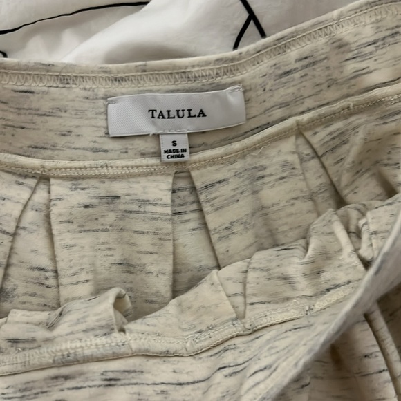 Talula cream gray skirt - Picture 2 of 2